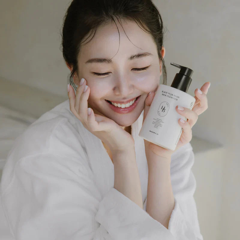 Black Yuja Bean Milk Cleanser
